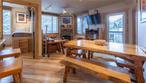 Apartamento Juniper Springs Lodge # 426