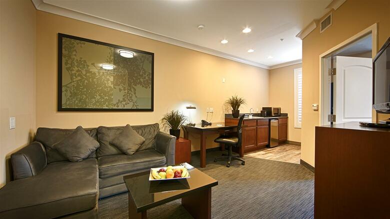 Hotel Best Western Plus Avita Suites