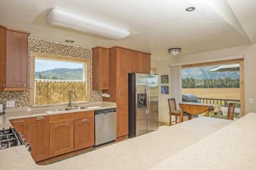 Venice Drive Holiday Home 2