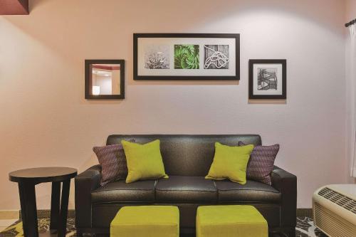 Hotel La Quinta By Wyndham Tulare