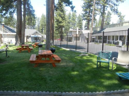 Motel Tahoe Hacienda Inn