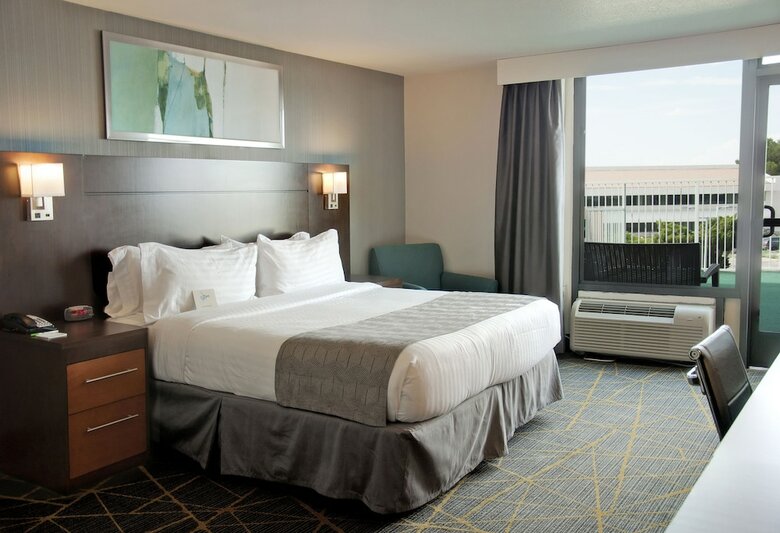 Hotel Holiday Inn Victorville