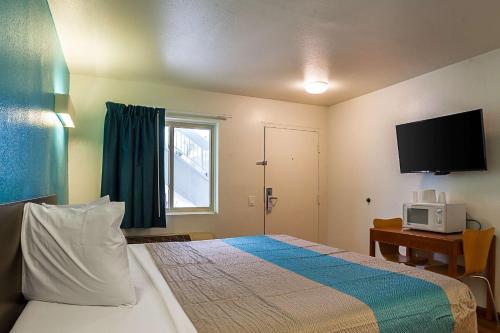 Motel 6 Ventura Downtown