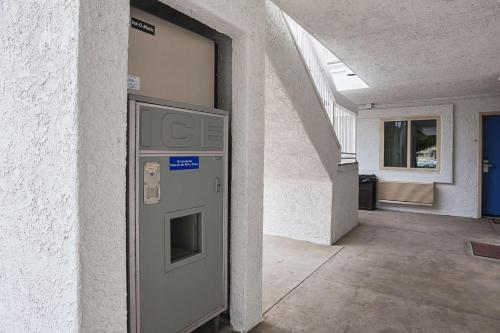 Motel 6 Ventura Downtown