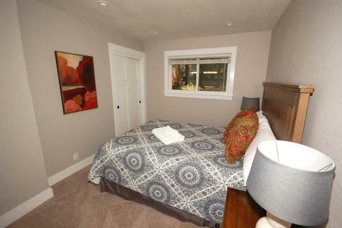 Sonoma Avenue Holiday Home