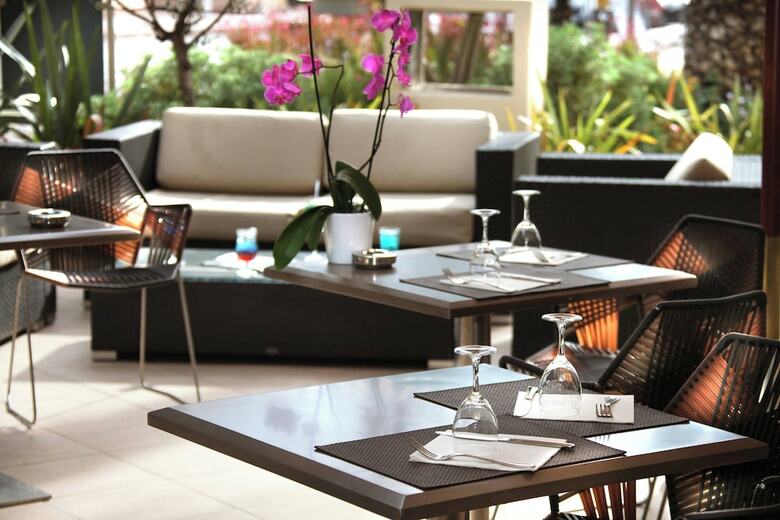 AC Hotel Ambassadeur Antibes - Juan Les Pins