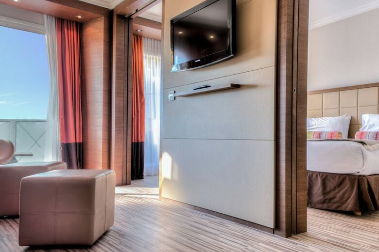 AC Hotel Ambassadeur Antibes - Juan Les Pins