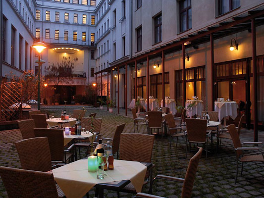 Austria Trend Hotel Favorita