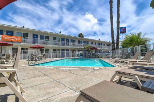 Motel 6 Westminster South - Long Beach Area