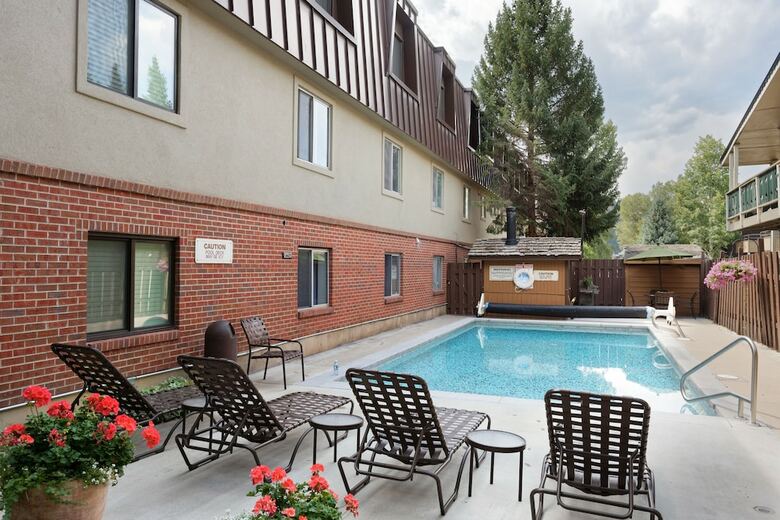 Apartamentos Aspen Silverglo By Frias