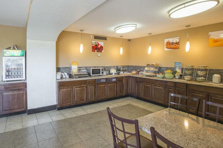 Hotel Quality Inn & Suites Denver Stapleton