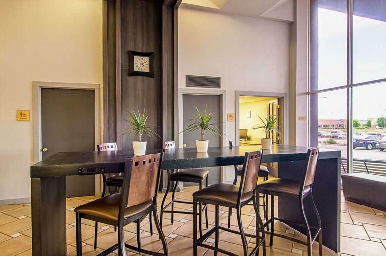Hotel Quality Inn & Suites Denver Stapleton