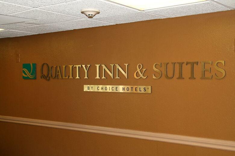 Hotel Quality Inn & Suites Denver Stapleton