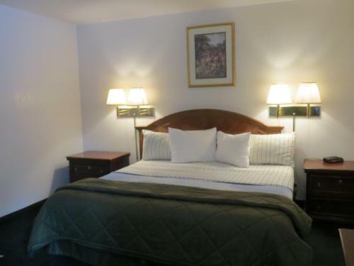 Silver Saddle Motel