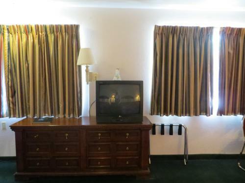 Silver Saddle Motel