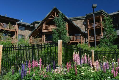 Apartamentos Tenderfoot Lodge