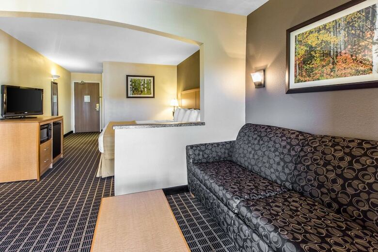 Hotel Quality Inn And Suites Summit County