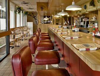 Hotel Days Inn & Suites West/golden