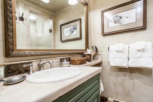 Meadow Drive Home By Exclusive Vail Rentals