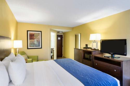 Hotel Comfort Inn And Suites Newark