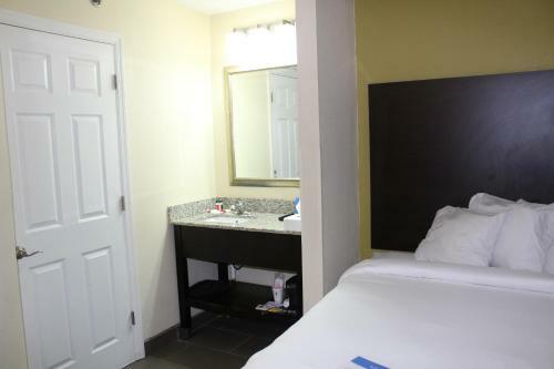 Hotel Baymont Inn & Suites Newark
