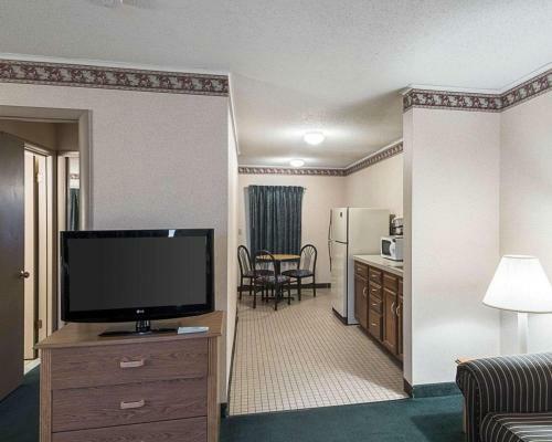 Hotel Rodeway Inn & Suites - Rehoboth Beach