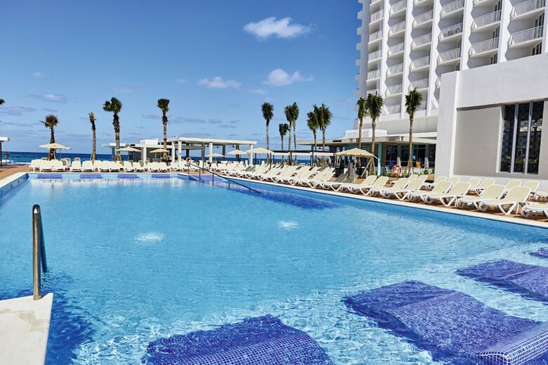 Hotel Riu Palace Paradise Island All Inclusive