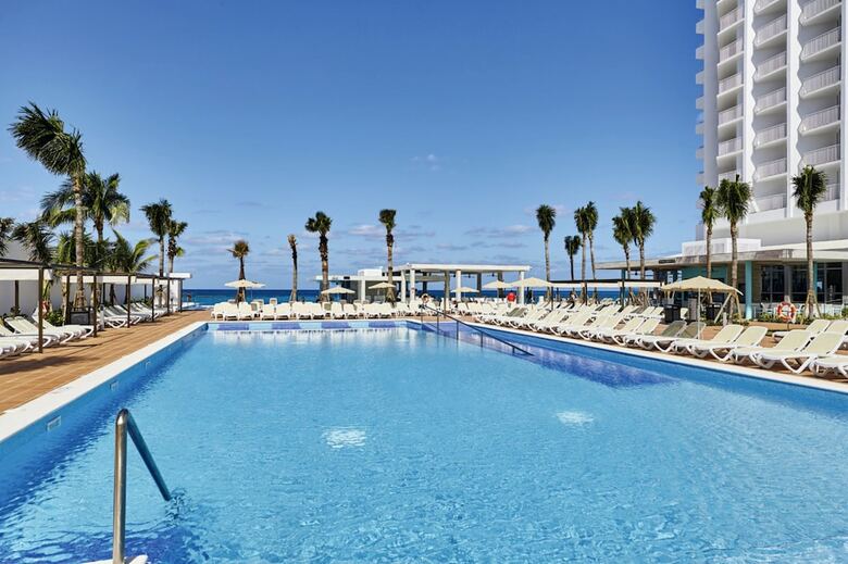 Hotel Riu Palace Paradise Island All Inclusive