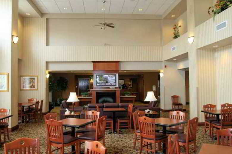 Hotel Hampton Inn & Suites Kitchener Ontario Canada