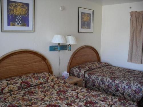 Shore Winds Motel