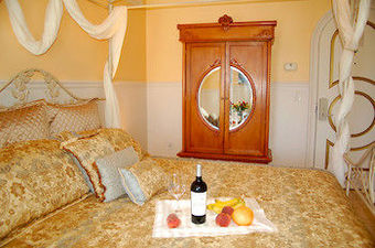 Pearl Of The Sea Luxury Bed & Breakfast