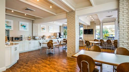 Hotel Best Western Plus Yacht Harbour Inn