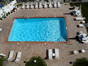 Beachside Motel