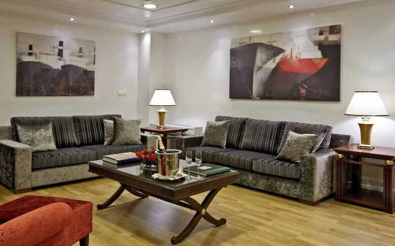 Hotel Piraeus Theoxenia