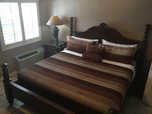 Hostal Coral Reef Guesthouse