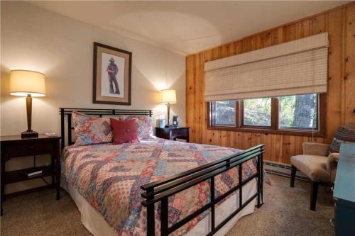 Rebel Hollow Chalet