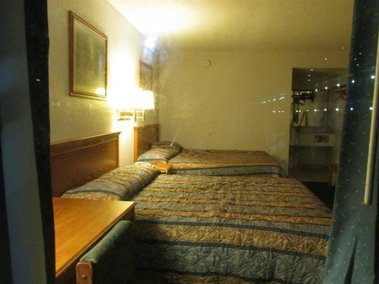 Hotel Holiday Lodge And Suites - Fort Walton Beach