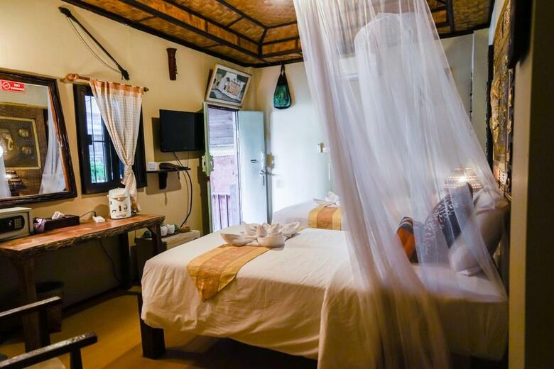 Hotel Buri Gallery House And Resort