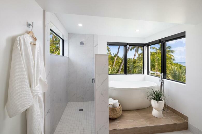 Hotel Pines & Palms Resort