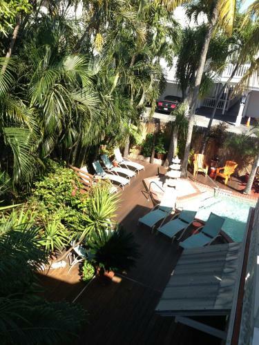 Posada Douglas House