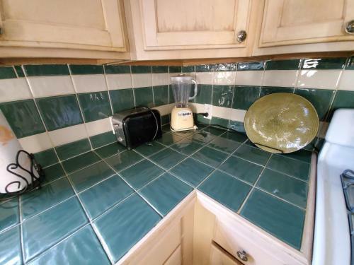 Hostal Old Town Suites Hospitium Collection