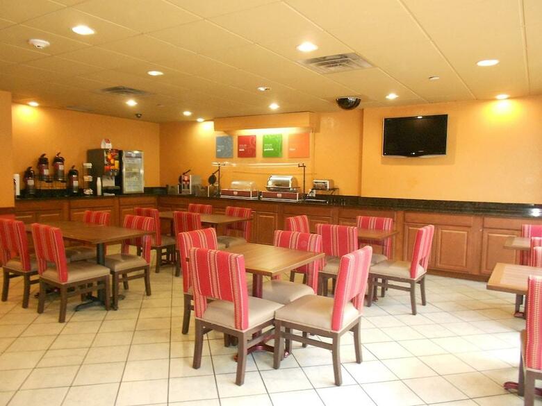 Hotel Comfort Inn And Suites Lakeland
