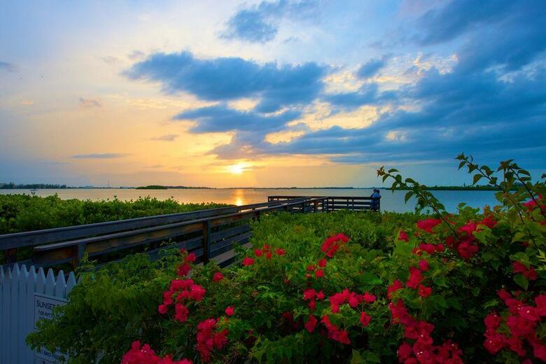 Parrot Key Hotel And Resort