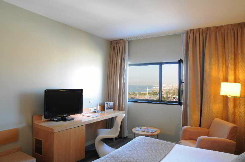 Hotel Occidental Atenea Mar - Adults Only
