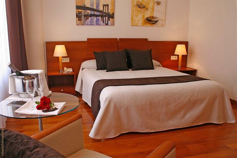Hotel Arrahona