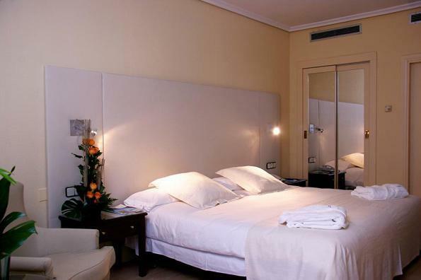Hotel Barcelo C�ceres V Centenario