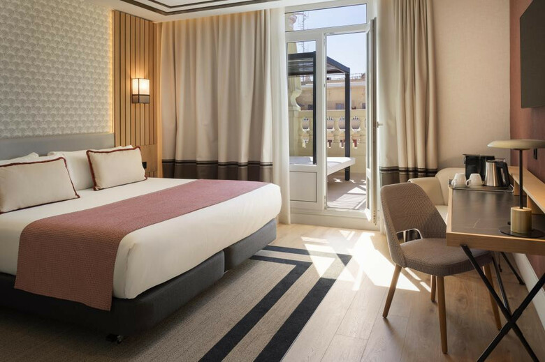 Catalonia Plaza Espa�a Hotel & Spa