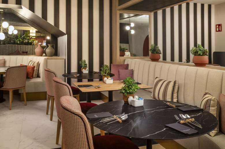 Catalonia Plaza Espa�a Hotel & Spa