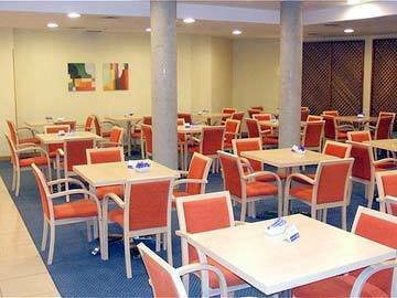 Hotel Holiday Inn Express San Sebasti�n de Los Reyes