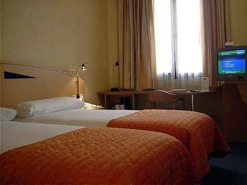 Hotel Holiday Inn Express San Sebasti�n de Los Reyes